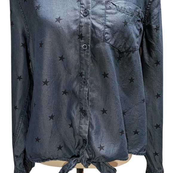 Velvet Heart Starry Blue Button-Down Shirt - Picture 4 of 8